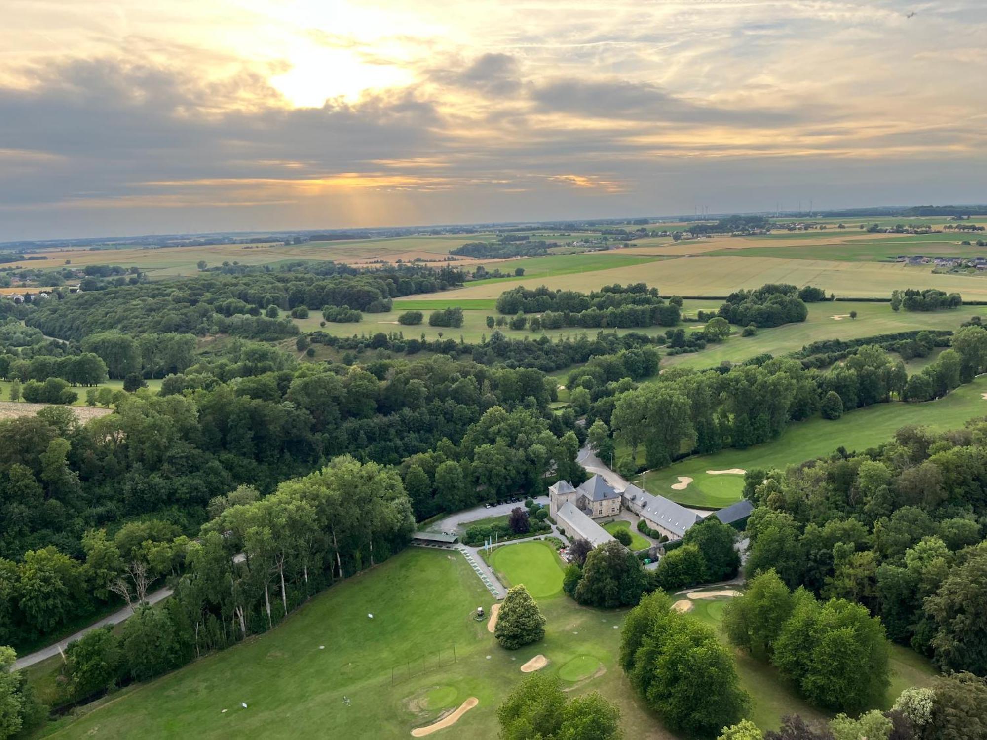 Golf & Hotel De Falnuee Mazy Exterior photo