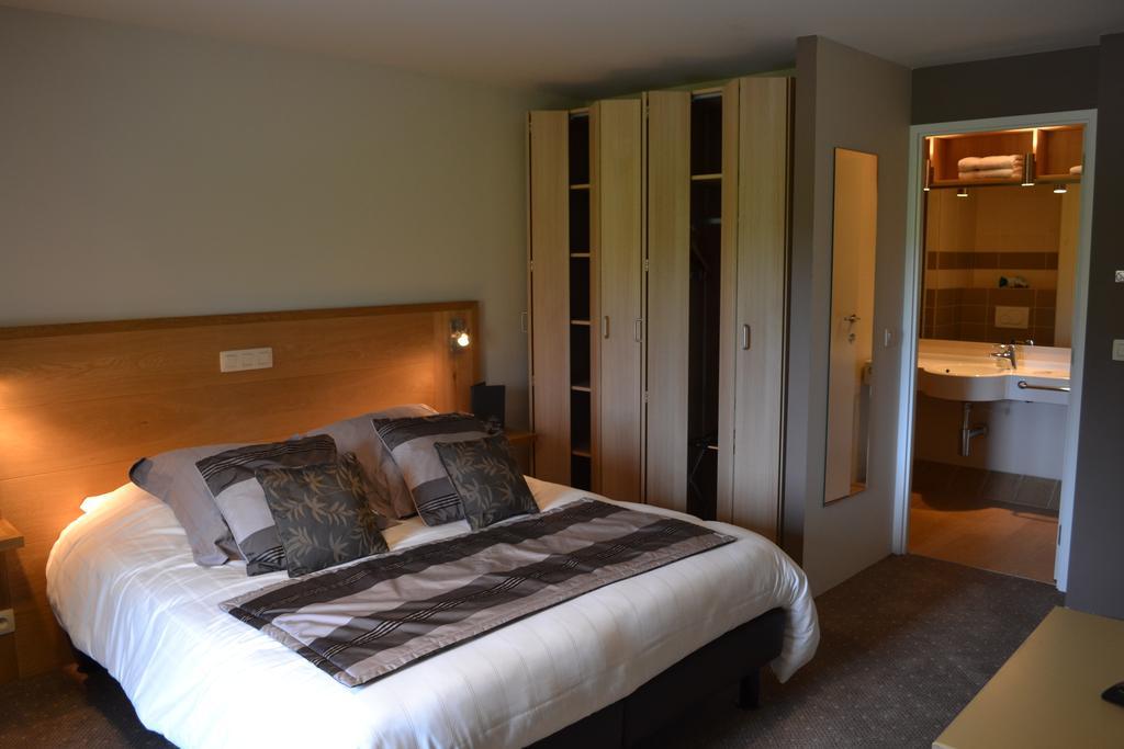 Golf & Hotel De Falnuee Mazy Room photo